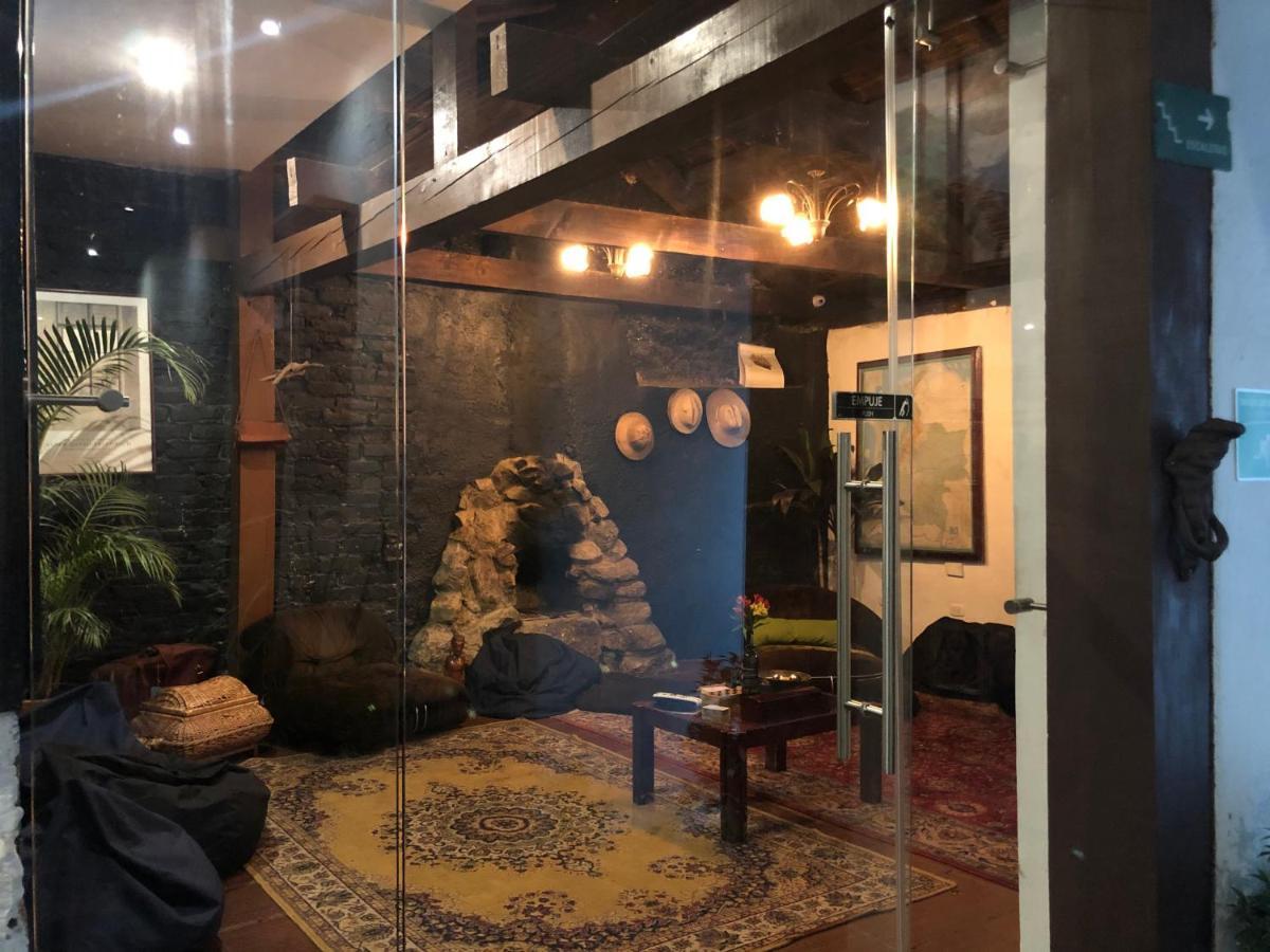 El Yarumo Hostel ボゴタ エクステリア 写真